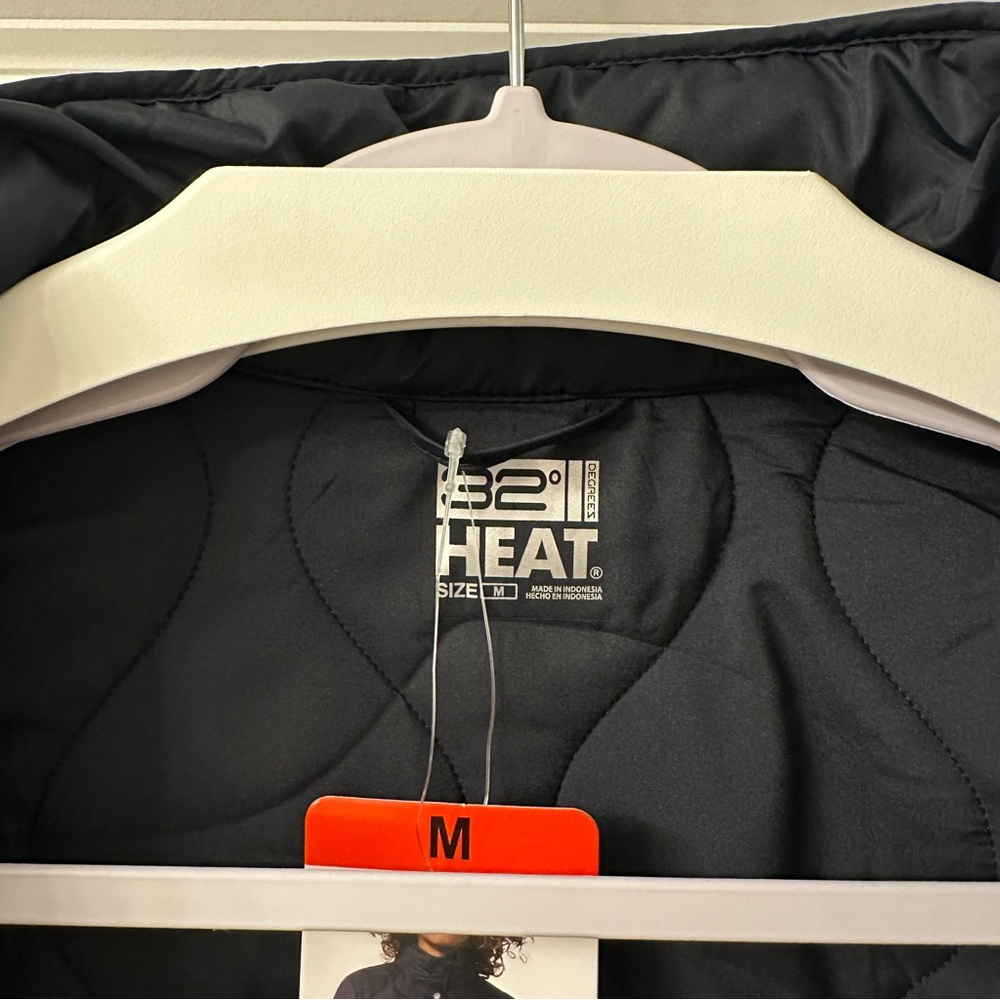 NWT 32 Degrees Quilted Vest (navy) - Picture 6 of 7